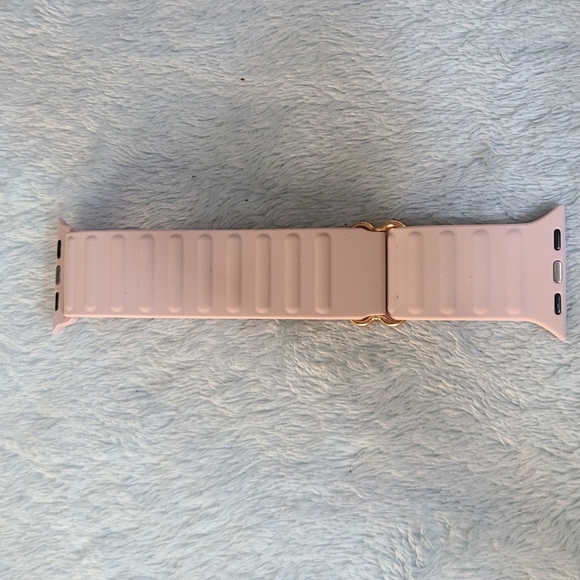 Smart Watch Band Silicone pink size 38/40 mm. Nwt - Picture 2 of 3